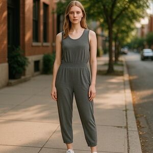 Susan Graver Weekend Women size XLP (18-20) Gray Jersey Knit Sleeveless Jumpsuit